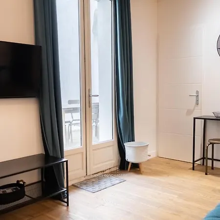 Апартаменты Climatise Avec Terrasse-pied Du Port *
